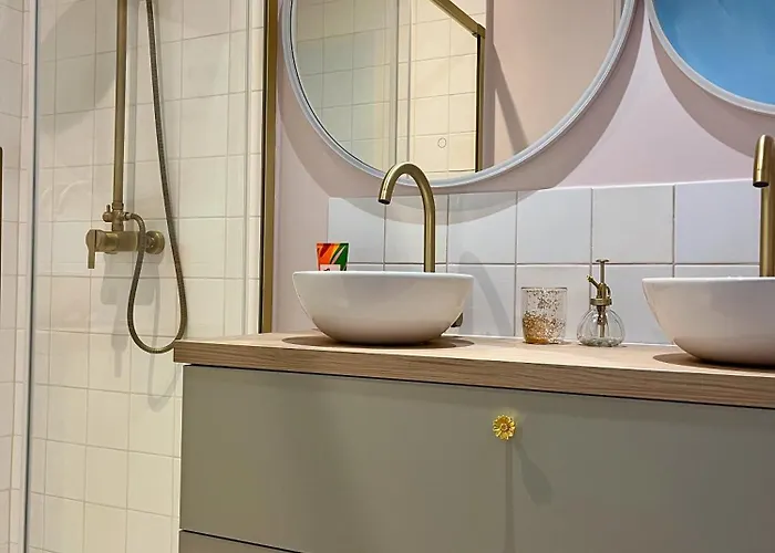 Casa de Férias Pailletes 12p - Face *